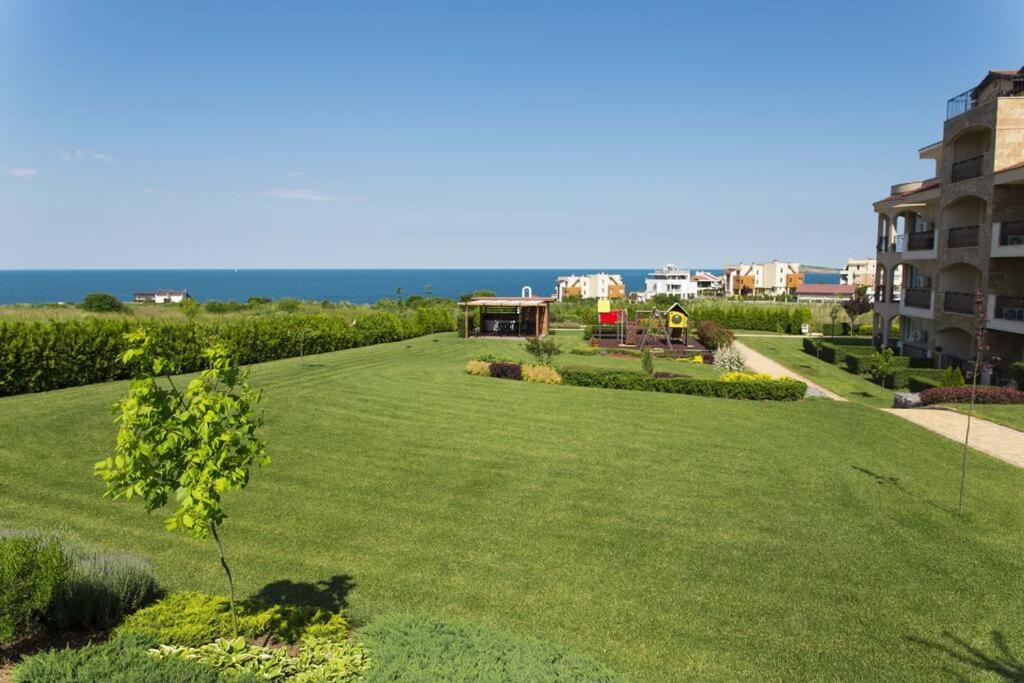 Студио Atia Resort Черноморец Экстерьер фото